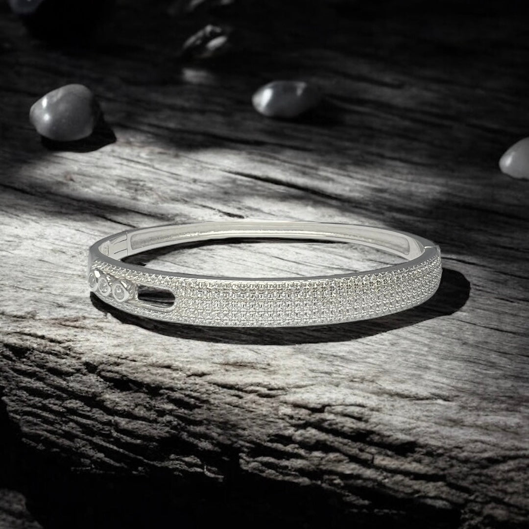 Nivara Pavé Bracelet