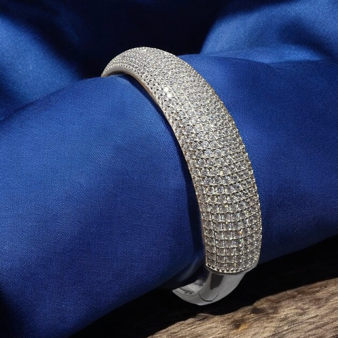 Veyra Radiant Kada - Unisex Sterling Silver Statement Bangle