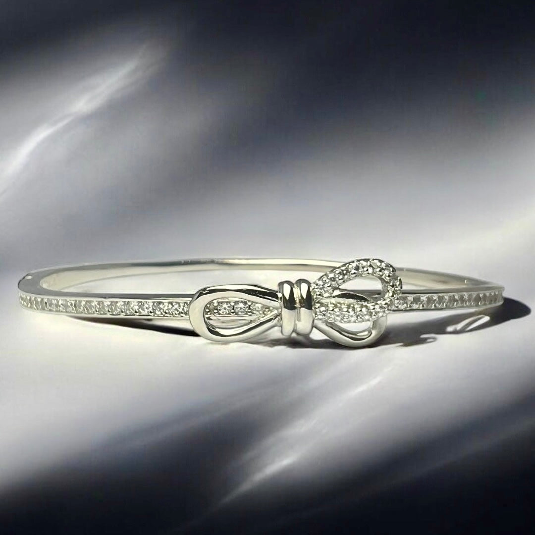 Lumiere Bow Bracelet