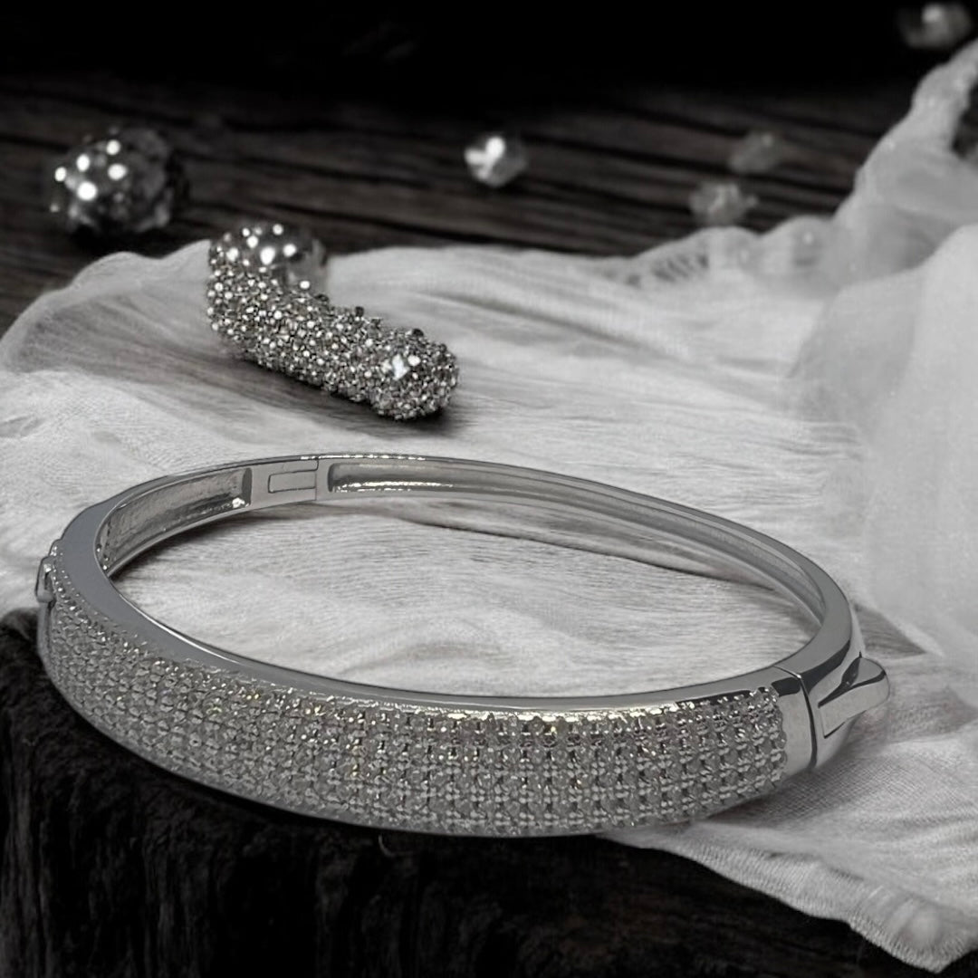 Nivara Pavé Bracelet