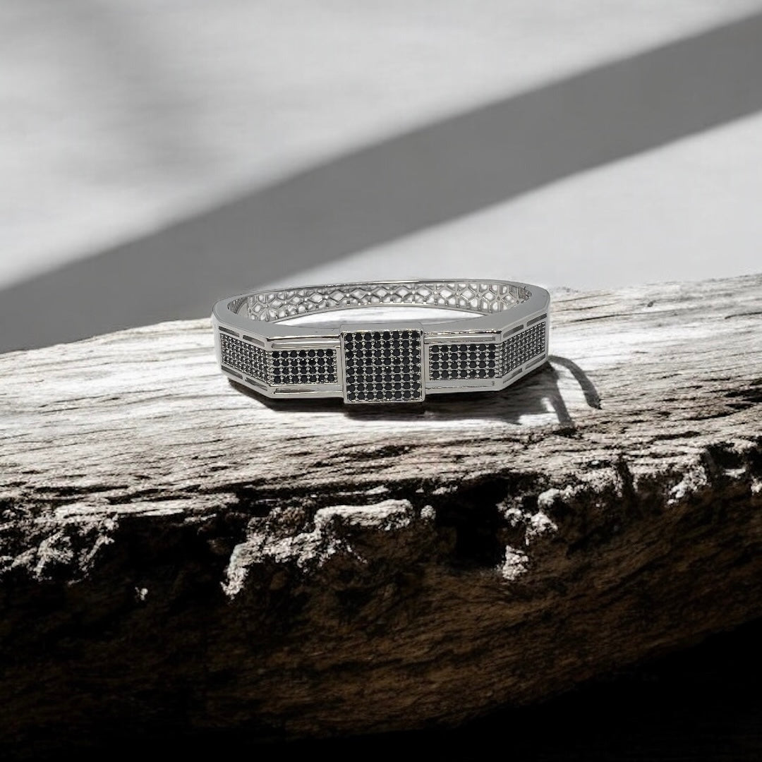 Anoir Grid Cuff – Black Stone Silver Statement Bracelet (Unisex)