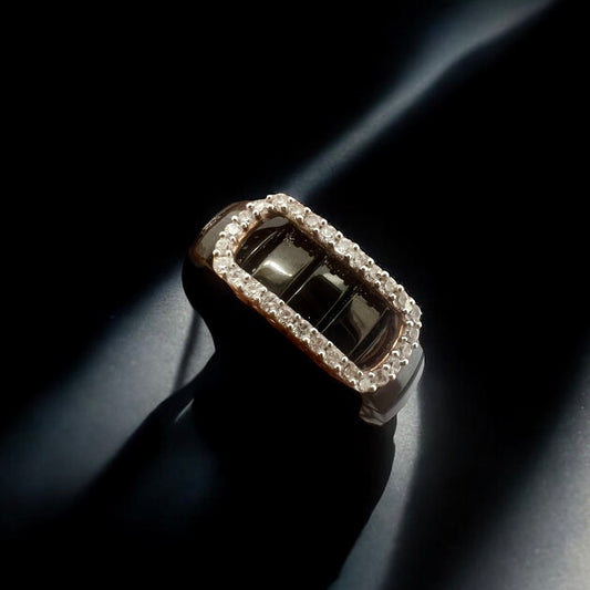 Oval Prestige Silver Ring