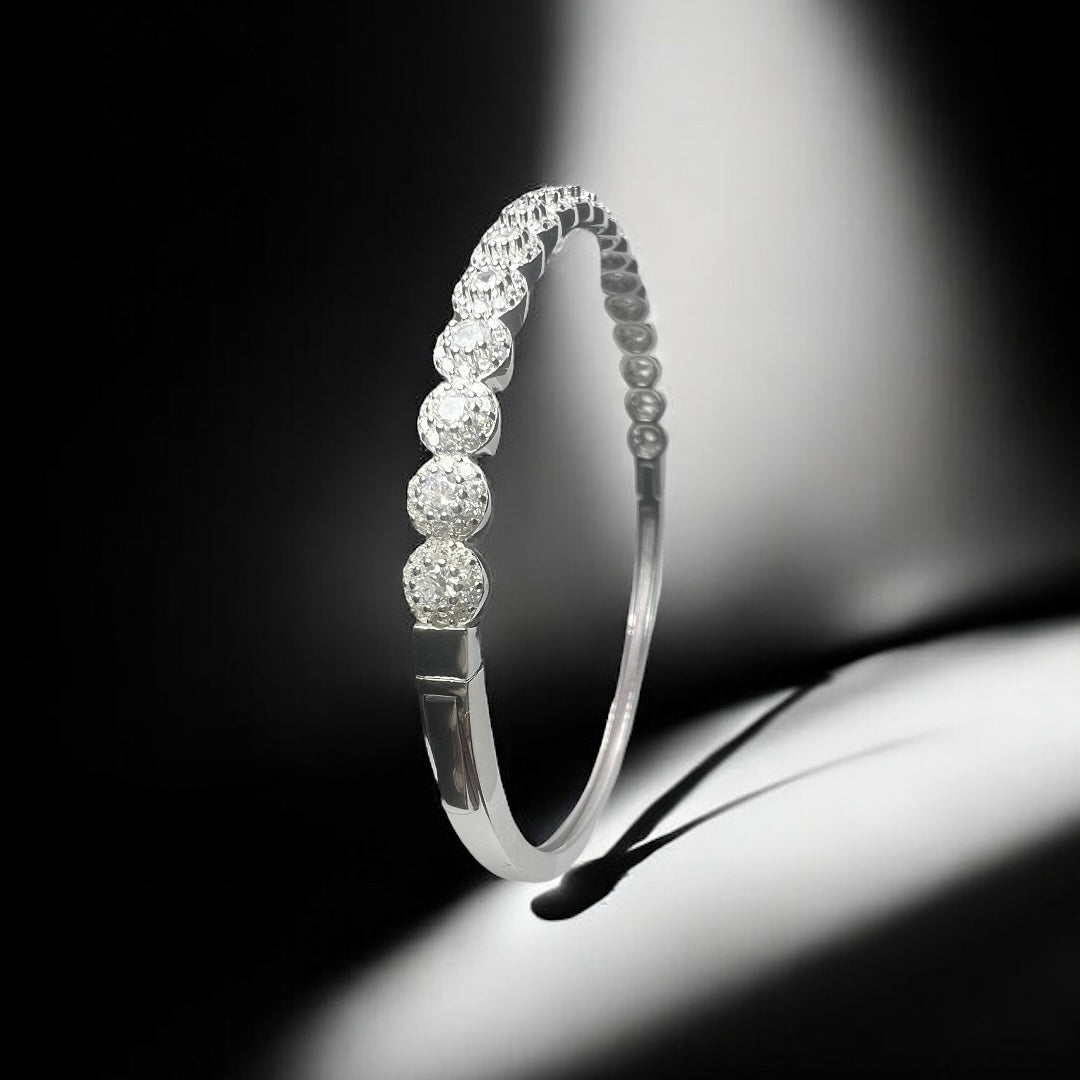 Eira Cluster Bracelet