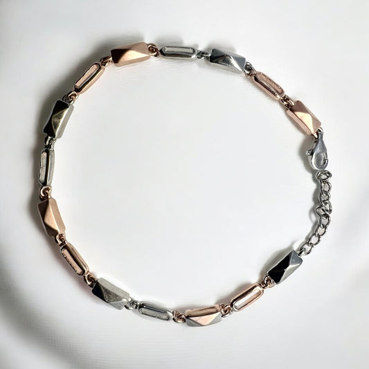 Arq Dual-Tone Geometric Bracelet