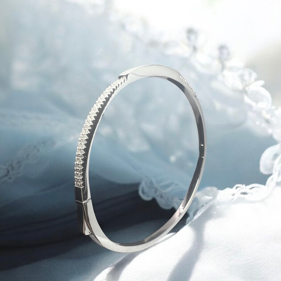 Serene Sleek Bracelet