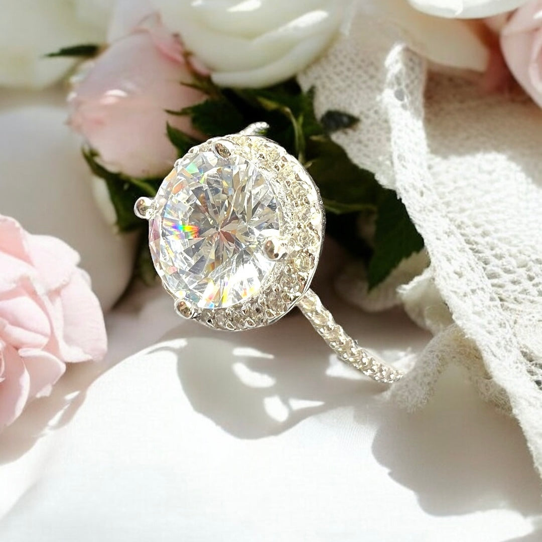 Elira Radiance Ring