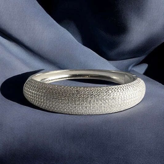 Veyra Radiant Kada - Unisex Sterling Silver Statement Bangle