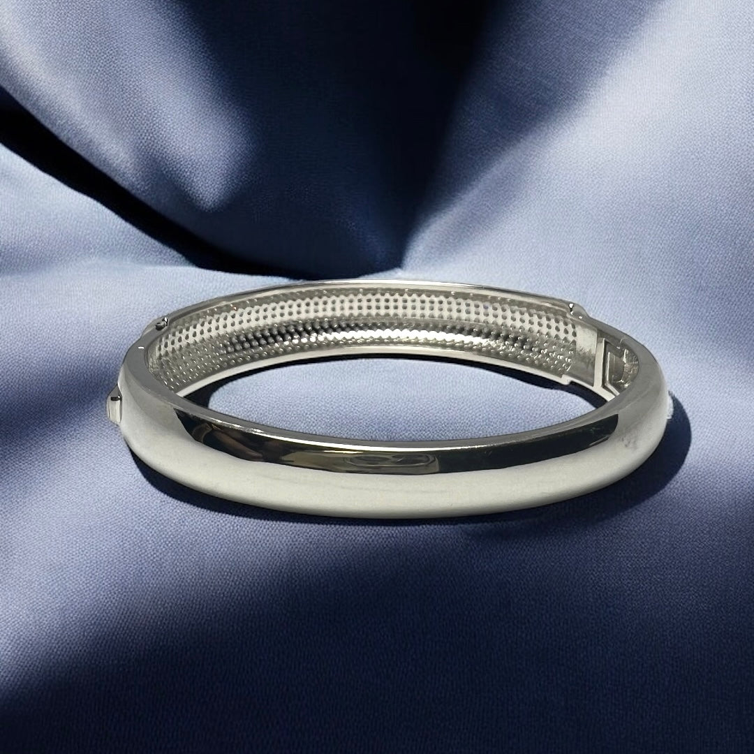 Veyra Radiant Kada - Unisex Sterling Silver Statement Bangle