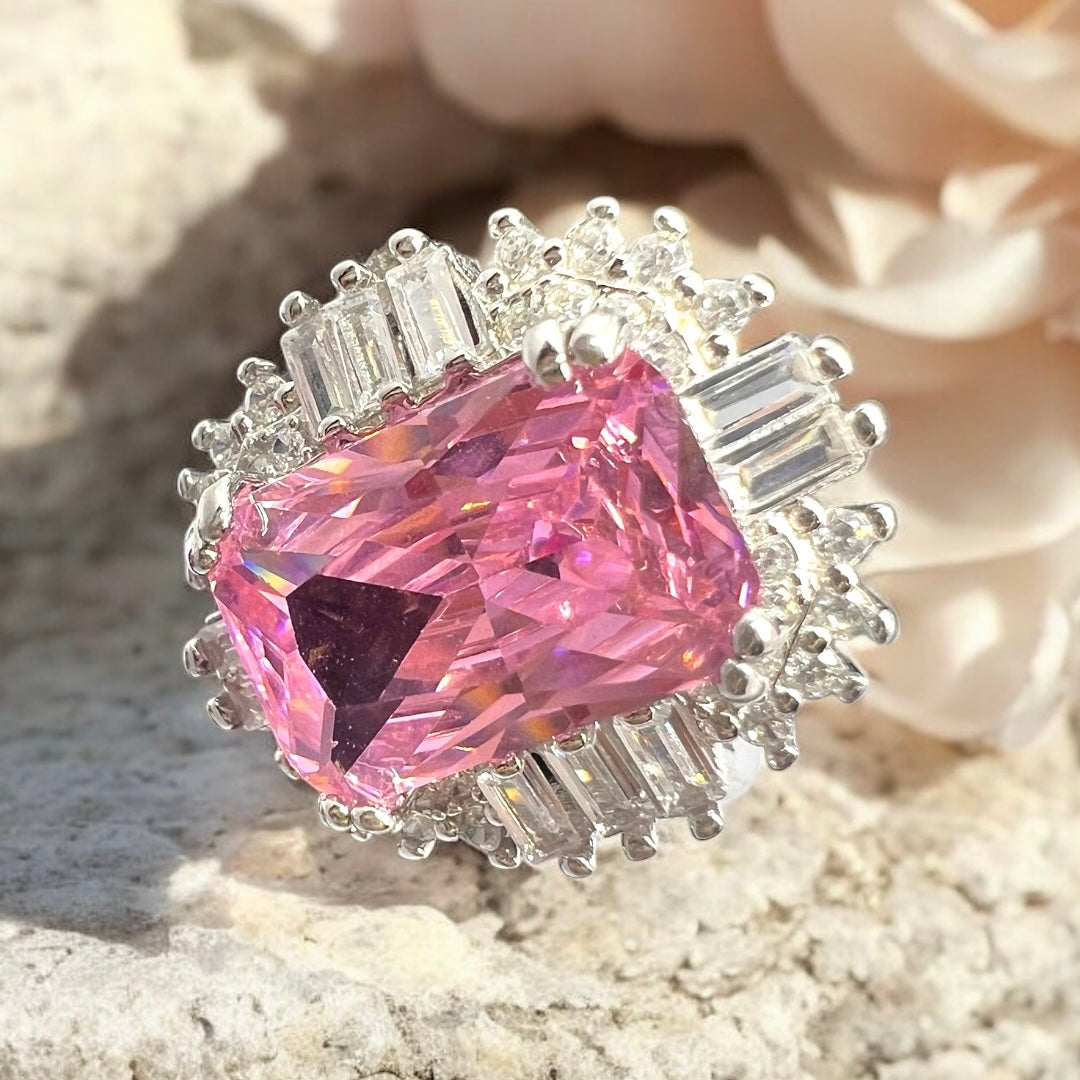 Elara Blush Shine Ring
